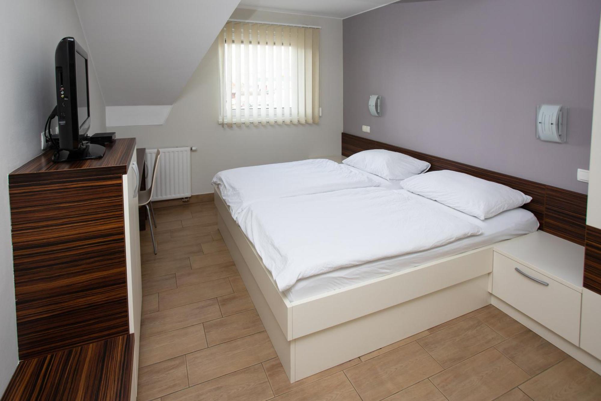 Rooms En Krajcar Cerknica Zewnętrze zdjęcie