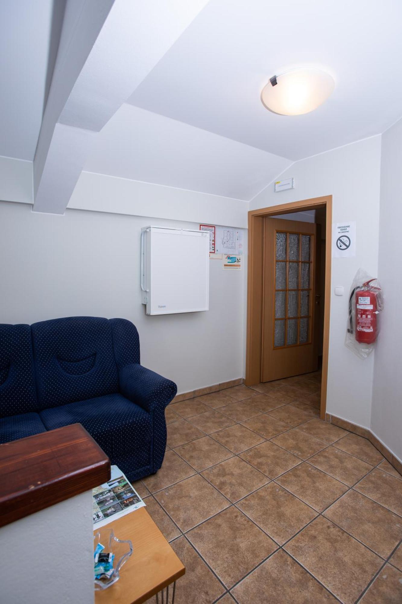 Rooms En Krajcar Cerknica Zewnętrze zdjęcie