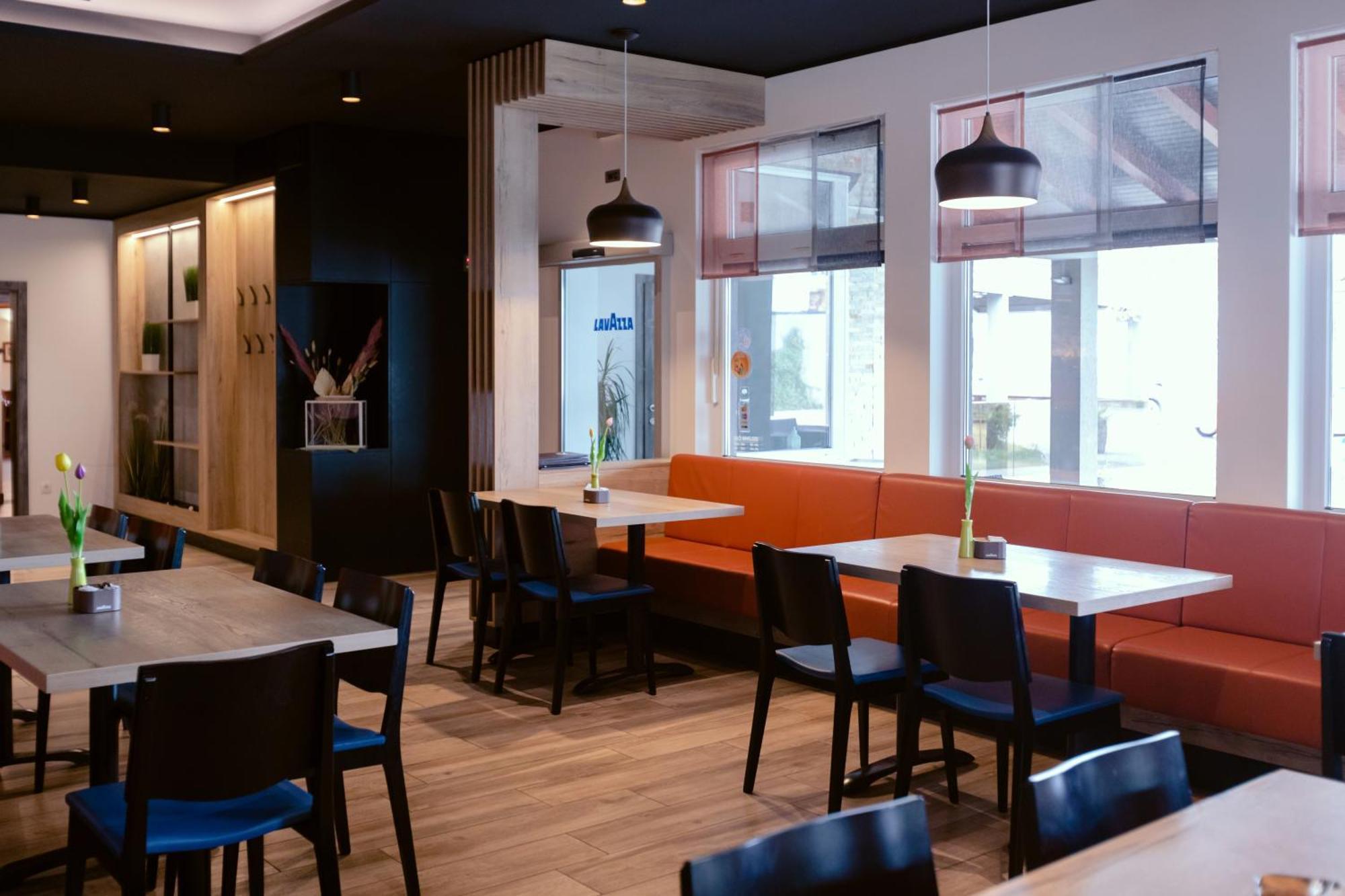 Rooms En Krajcar Cerknica Zewnętrze zdjęcie